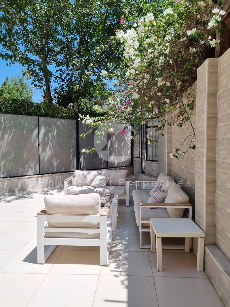 8 8b0edcac-6c79-472c-afa6-ae824d2ec5f7. jpeg