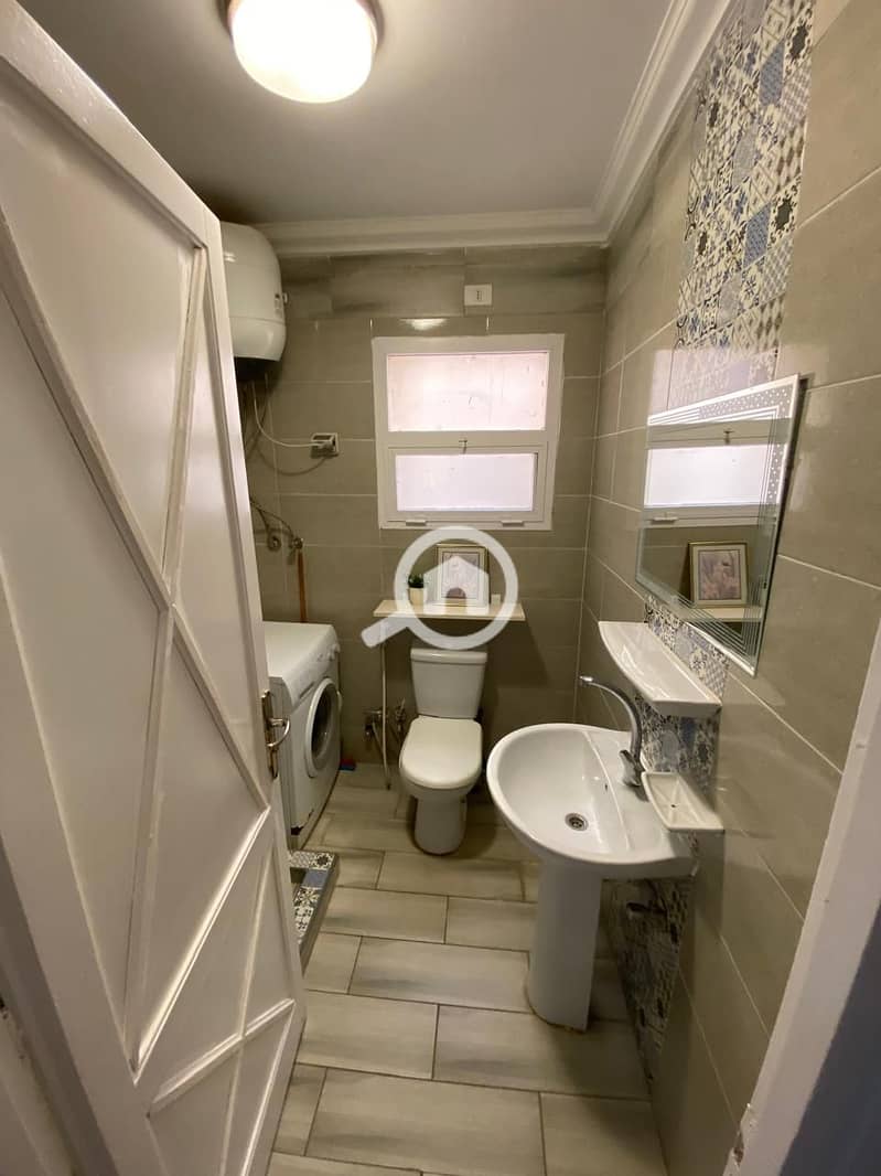 15 d420bf4e-c173-4439-9894-f57c2adec2e3. jpg