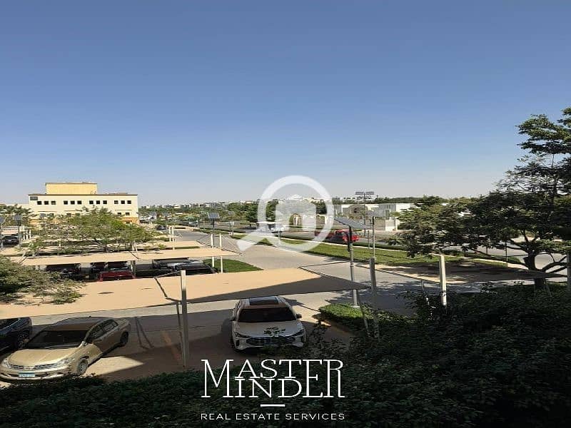 6 WhatsApp Image 2025-10-25 at 14.22. 21 (1). jpg