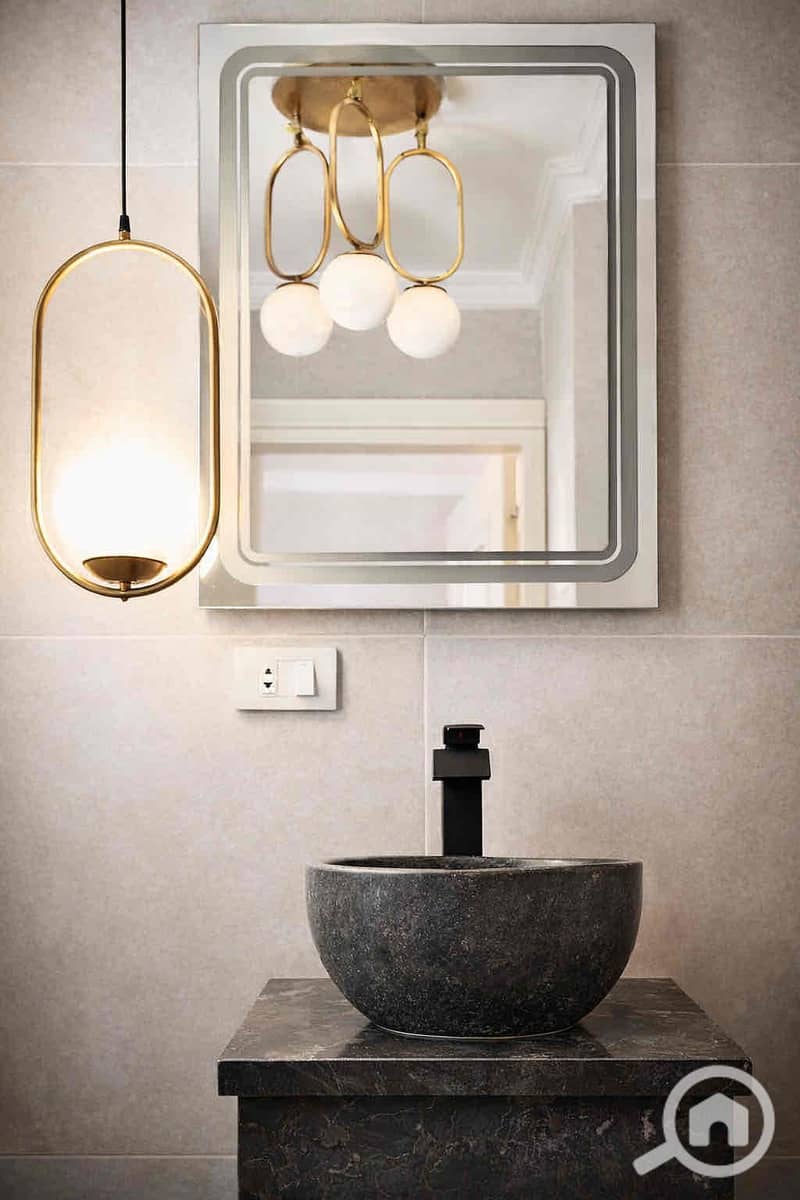 4 7f2850fc-fc3a-4e2b-b48b-74840ddfb435. jpg