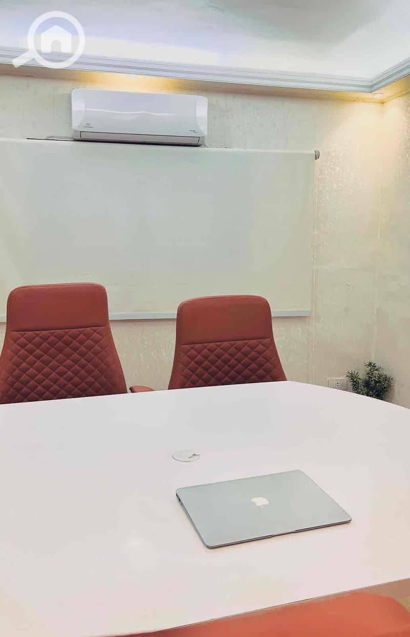 10 dd4421e6-52dd-42ae-bc12-9a7114191f86. jpg