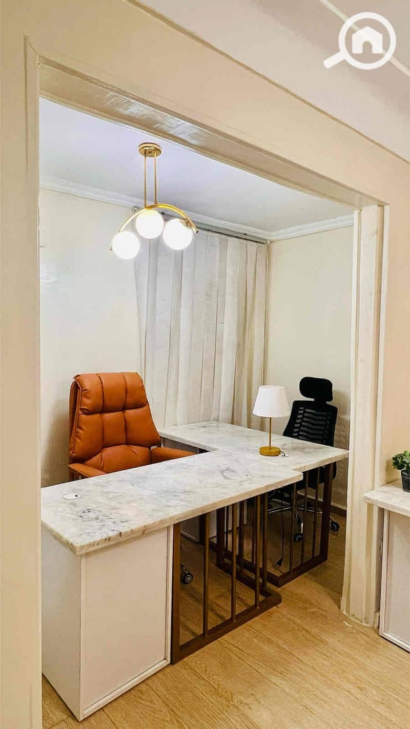 17 7979070f-2622-4968-b9c1-3959efe036cc. jpg