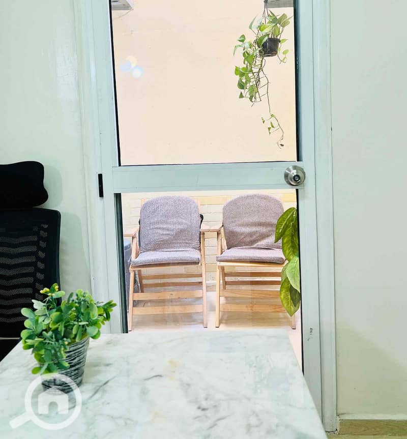 18 60dc40bc-3cce-4630-9b0f-e69bb85a8c98. jpg