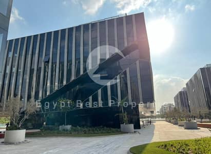 مکتب  للبيع في القاهرة الجديدة، القاهرة - WhatsApp Image 2025-04-14 at 2.51. 53 PM. jpeg