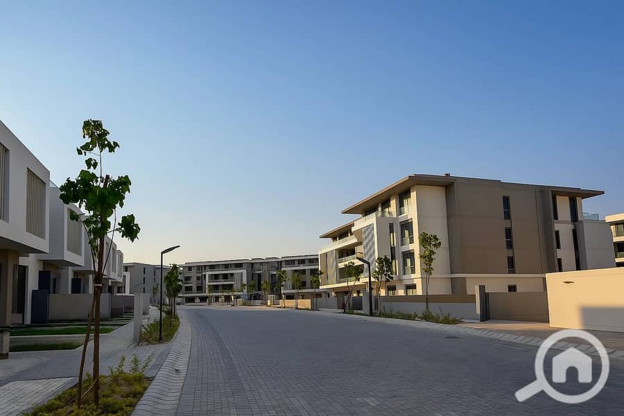 8 assets_task_01k1xzx539fz3thawg9zw7qp1x_1754427066_img_0. jpg