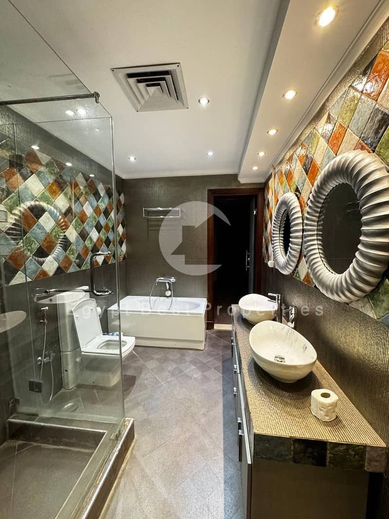 11 55692d63-396e-48bf-a199-aa87130045f1. jpeg