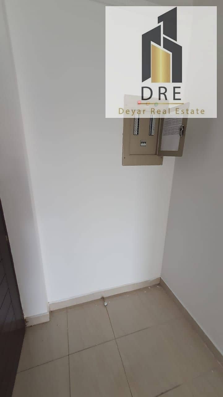 9 14b1d5f5-e773-4fad-9516-ad33aa324f34. jpg