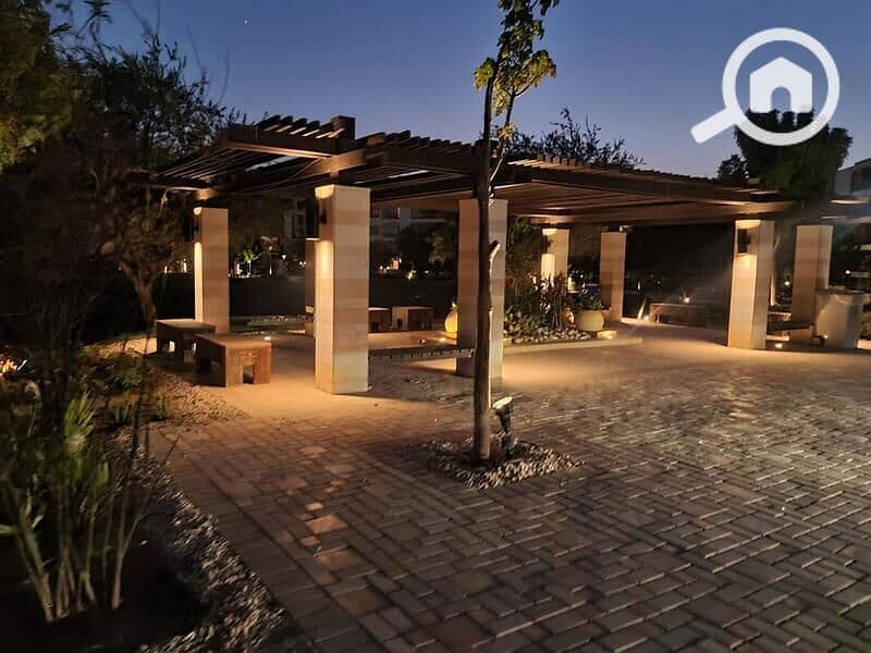 5 1c3733bf-375a-4fad-a8b1-ed4792f5bafc. jpg