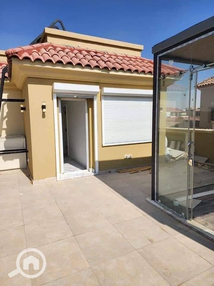 8 ebfcc872-0302-4735-bf19-021ef17b8973. jpg