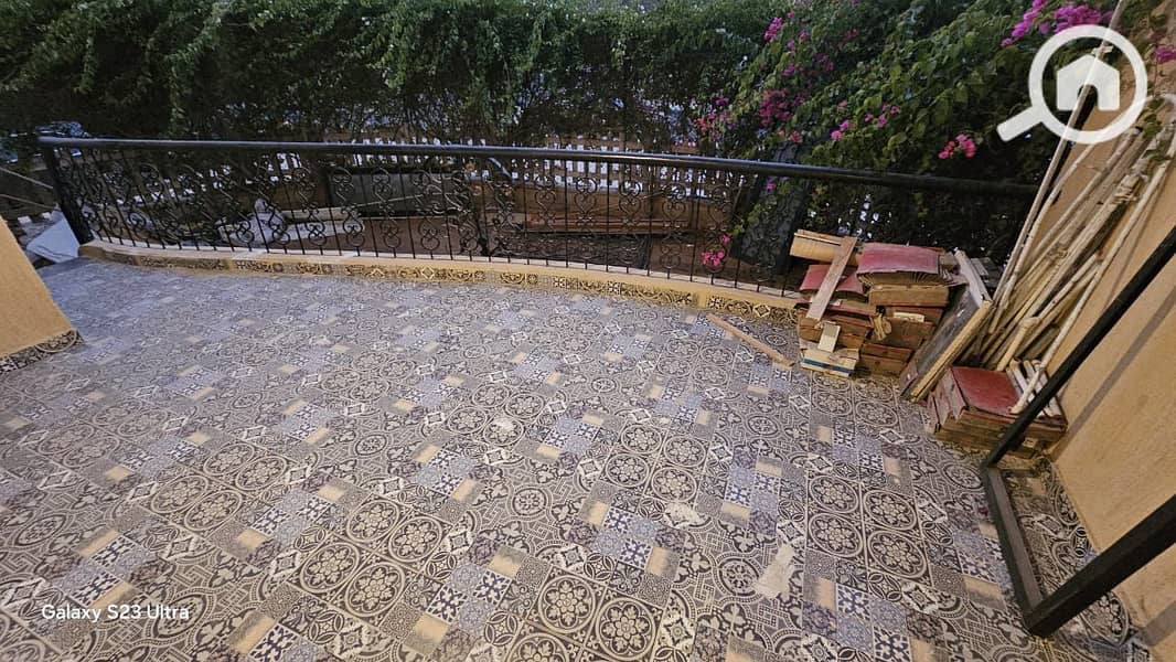 7 8f598f1d-09cd-41e5-975d-a0eb3ecacd49. jpeg