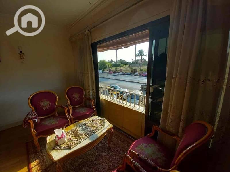 4 b0a4875c-616d-4863-b69a-dfcb0effc5a4. jpg