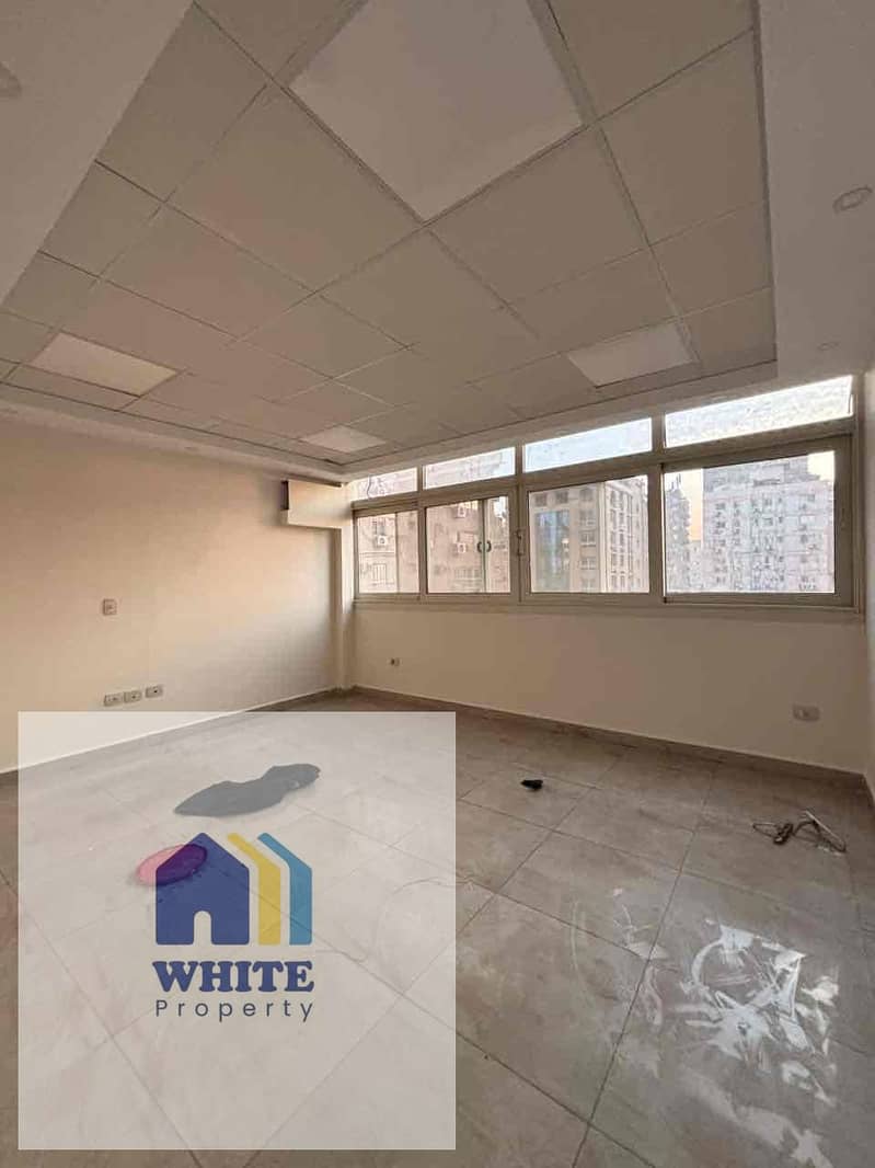 3 5e18c626-aeb2-4ab9-b723-11c5b81ae420. jpg