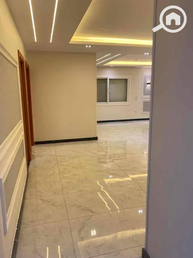 7 585bff73-196a-40fb-853b-1868de135497. jpg