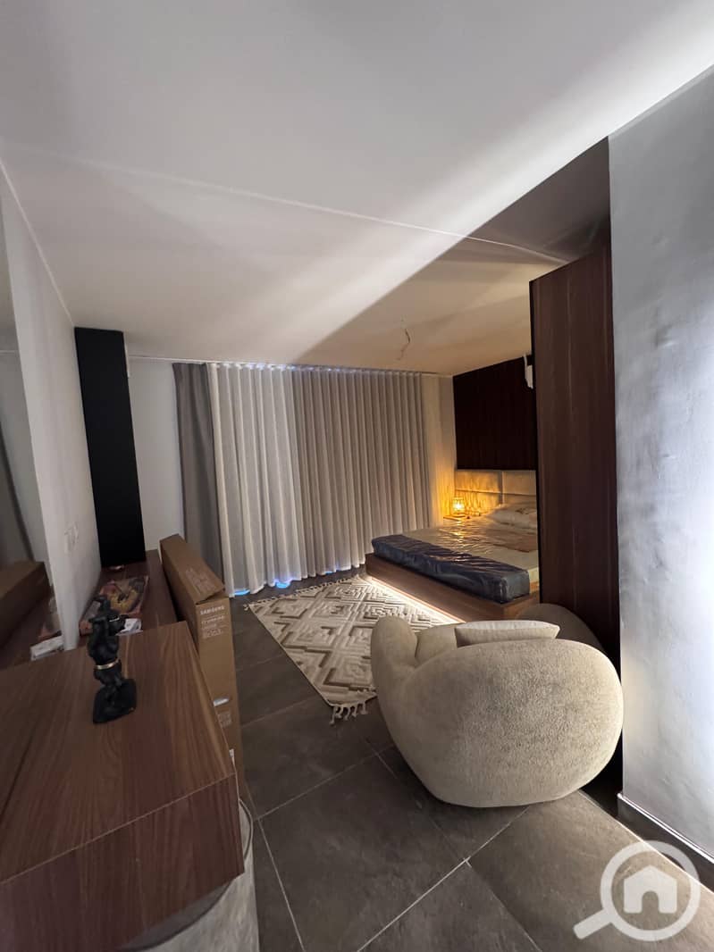 3 0bb77c4f-15f6-4749-be0d-b19e4ed6449e. jpg