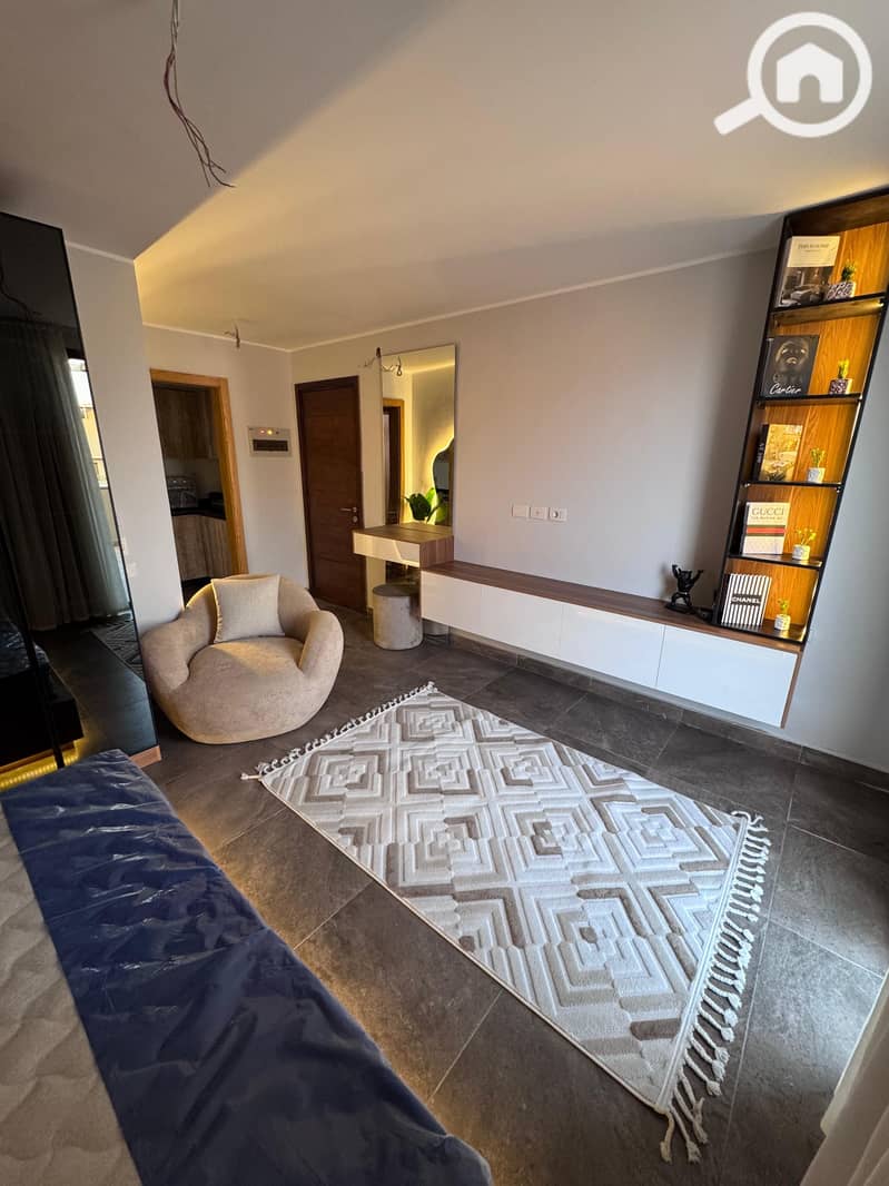 12 f0c0a005-443c-4a66-a9e7-c23b394f72cf. jpg