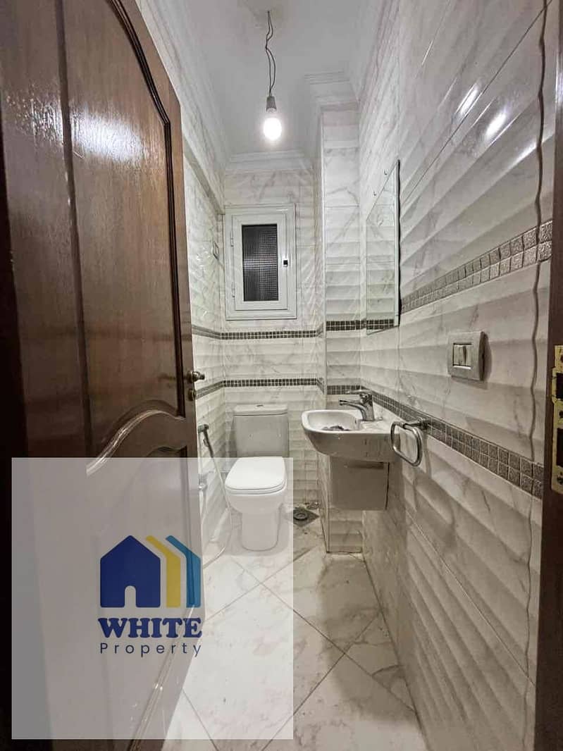 2 25aae125-2e0b-4220-a078-8cda3e878ed5. jpg