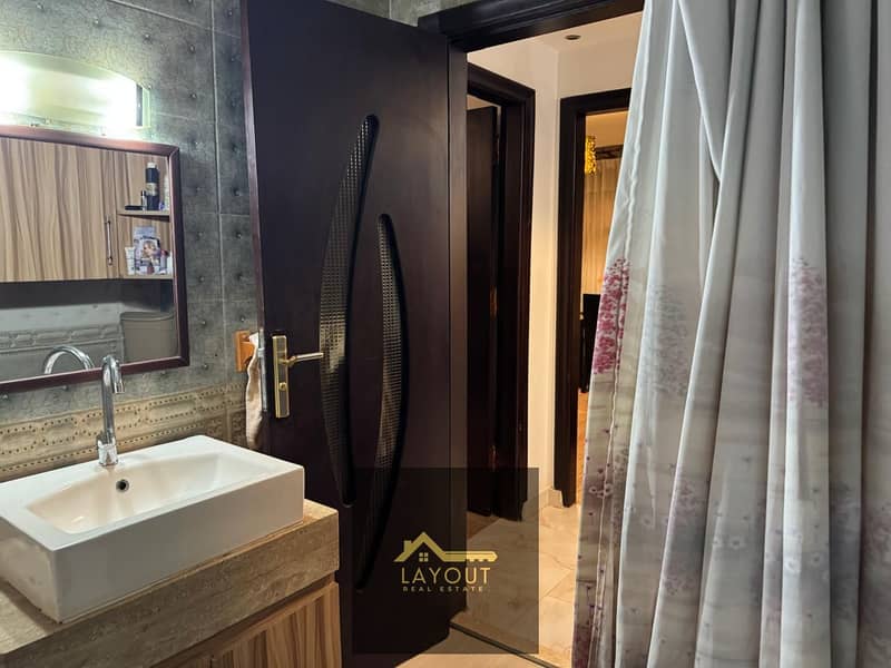 10 d04b4168-d216-4d87-8beb-1b86a2759bc7. jpg