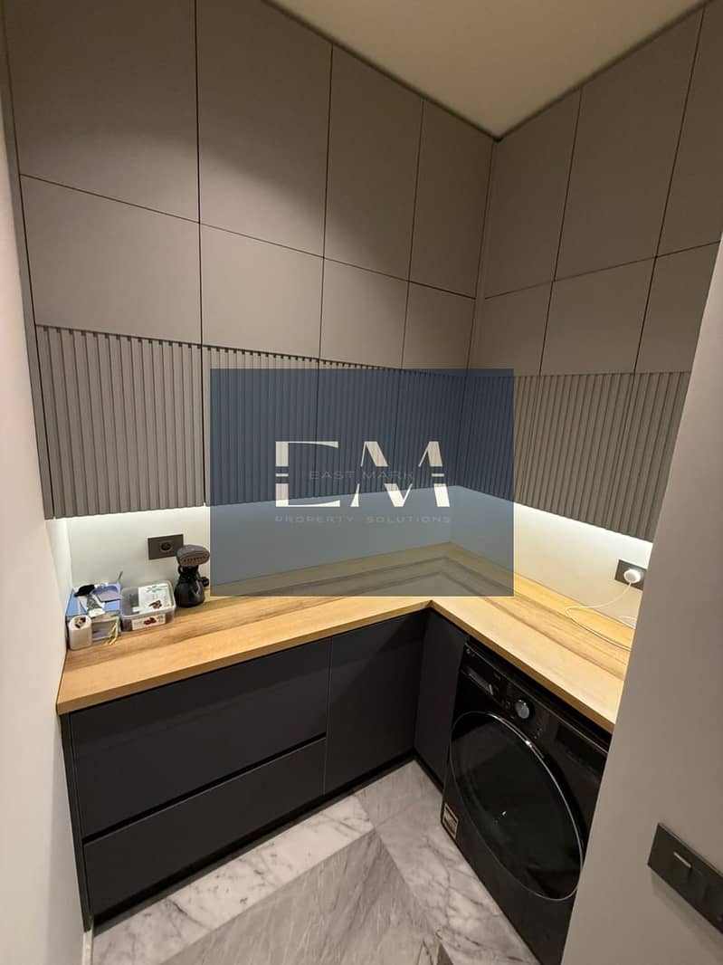 4 3b78ca80-cd17-4e40-9c49-aa59e37ec763. jpg