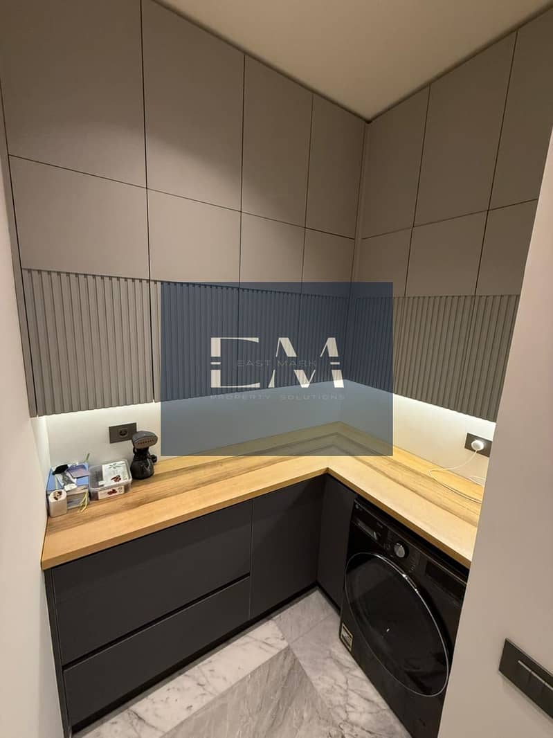 21 c6e4f183-d563-49f0-82da-78cf8c1923d3. jpg