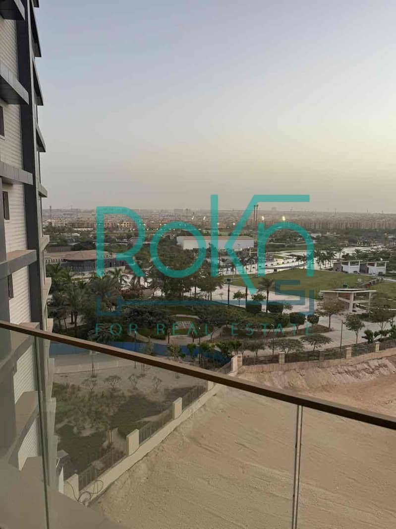 12 02330d75-6fa5-4c77-b941-b27bbdb27470. jpg