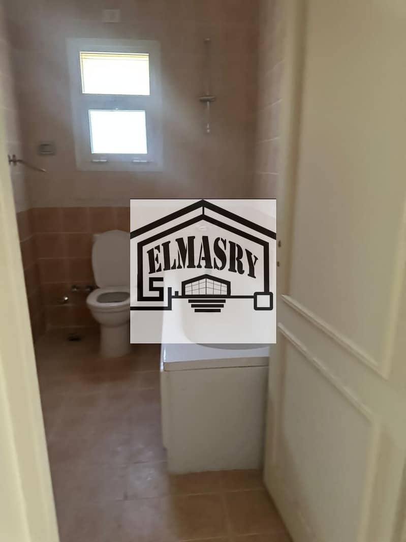 7 83c82301-dc3d-40e1-9f15-d2372d988295. jpg