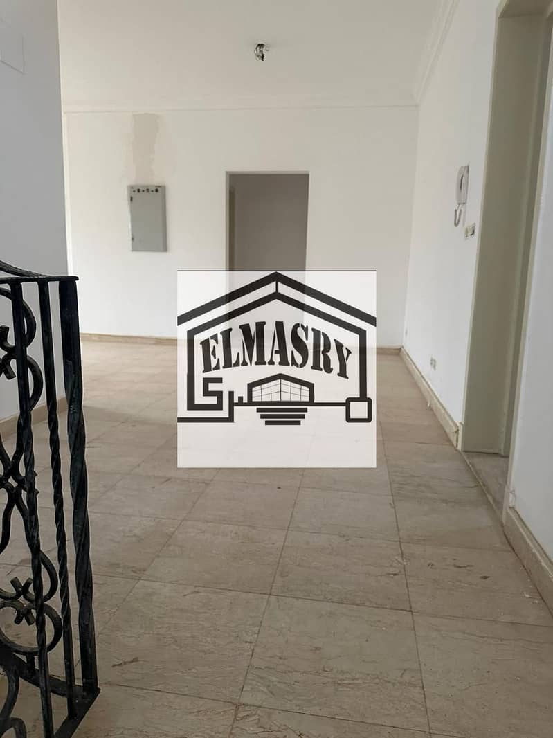 11 b0fbd7c1-12a0-443e-ad83-e3834a8de6dd. jpg