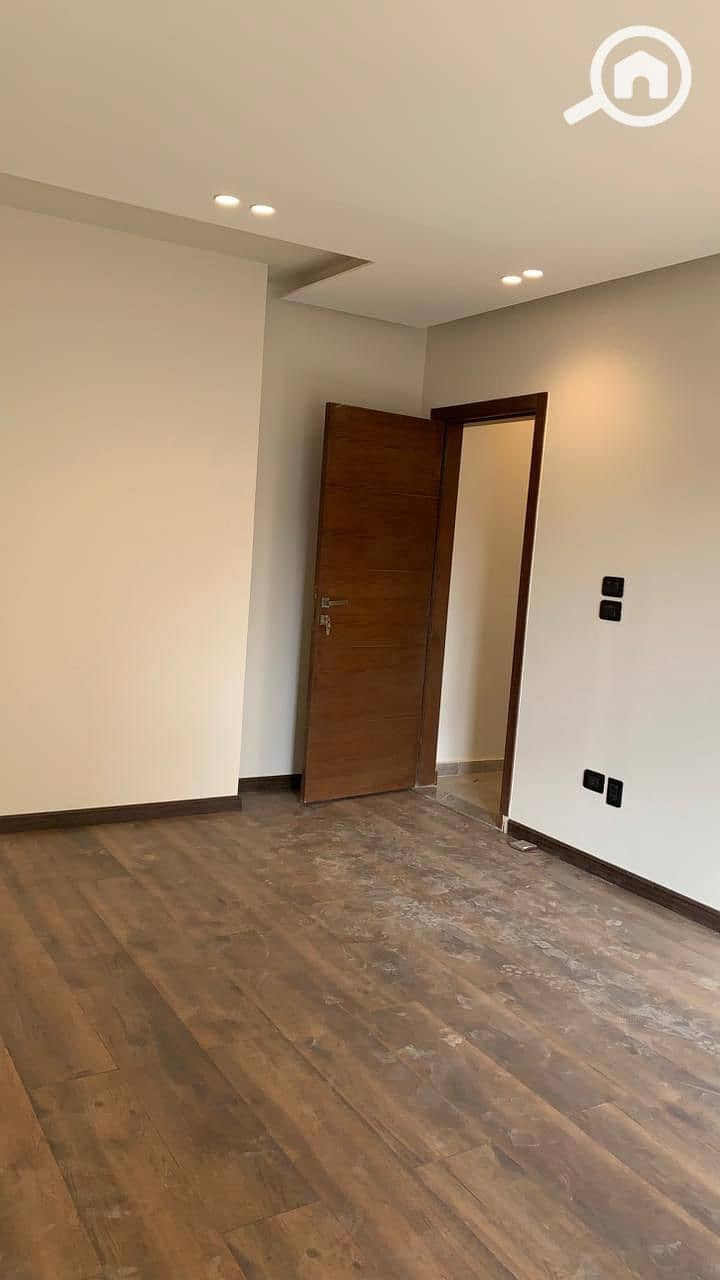 10 WhatsApp Image 2026-01-13 at 3.06. 42 PM. jpeg