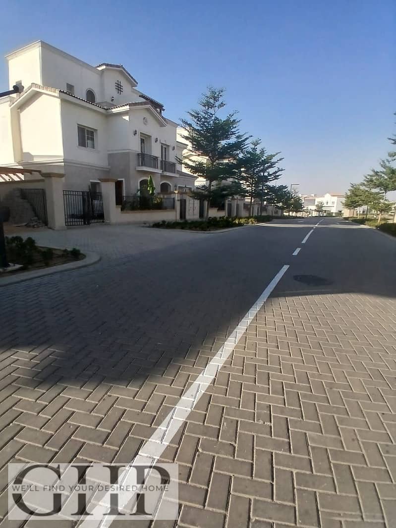 2 0f29236e-a814-4423-a01e-f58ae4973d87. jpg