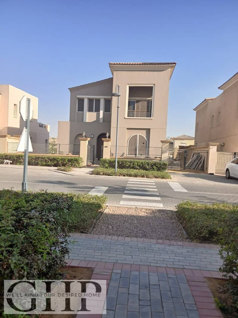 10 e0926525-ae43-4ec8-aafa-cae1a675688b. jpg