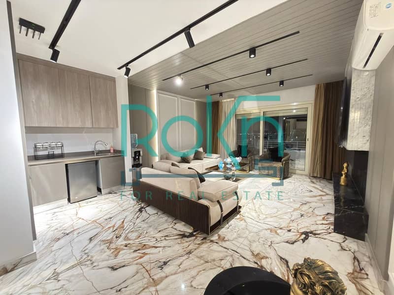 4 4aeb165f-2bee-4ff7-8e9f-3278ca00b480. jpg