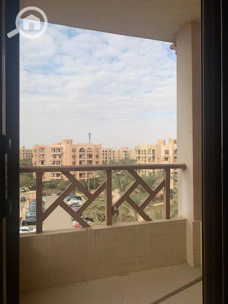 2 c272599d-8edf-408a-a463-fdd6f336699b. jpg