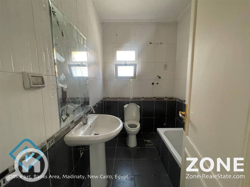 3 35faa53f-7d81-4e5f-83db-fcdd9bccf0bf. jpg