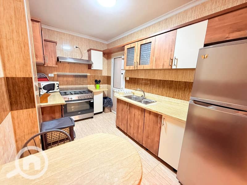 8 9780b46a-0f9d-47b8-9d99-88f3595d06d5. jpeg