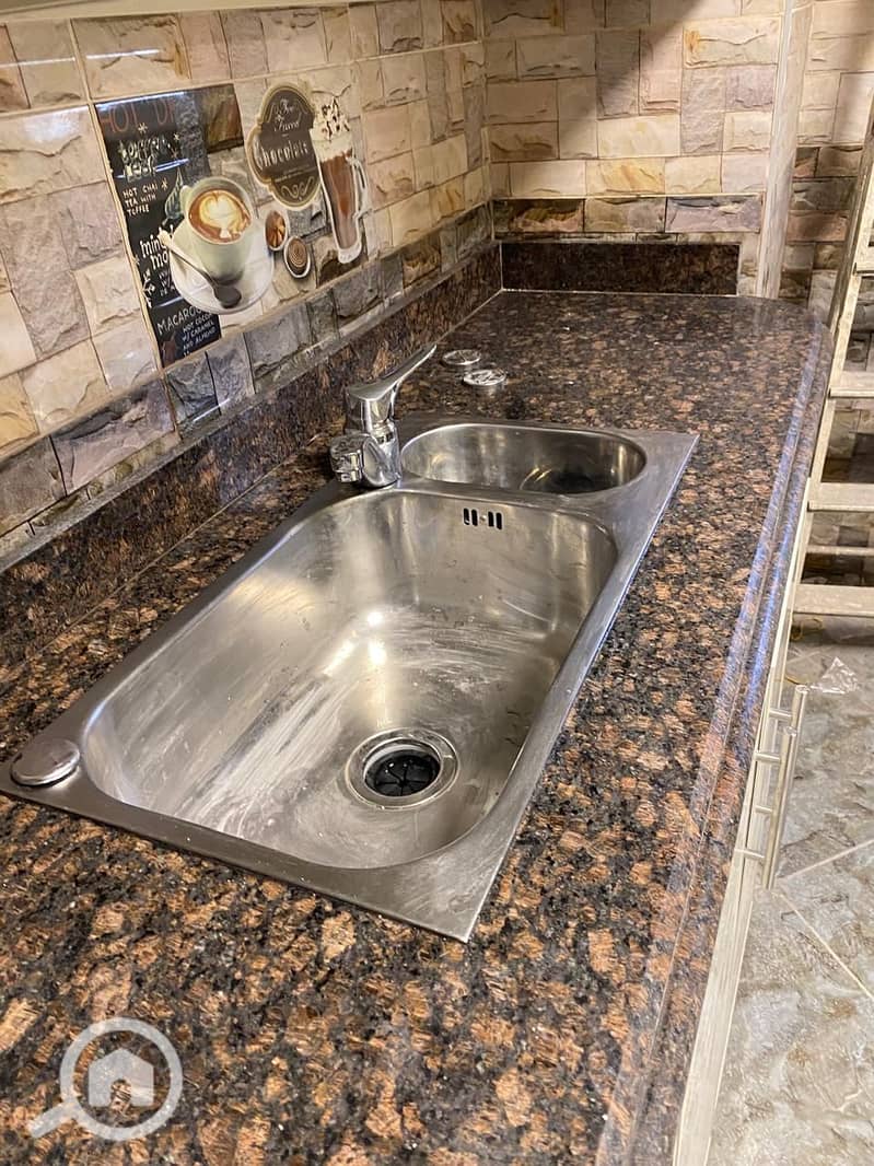 7 57d6e0bb-3138-47b0-a43c-0382794525a7. jpg