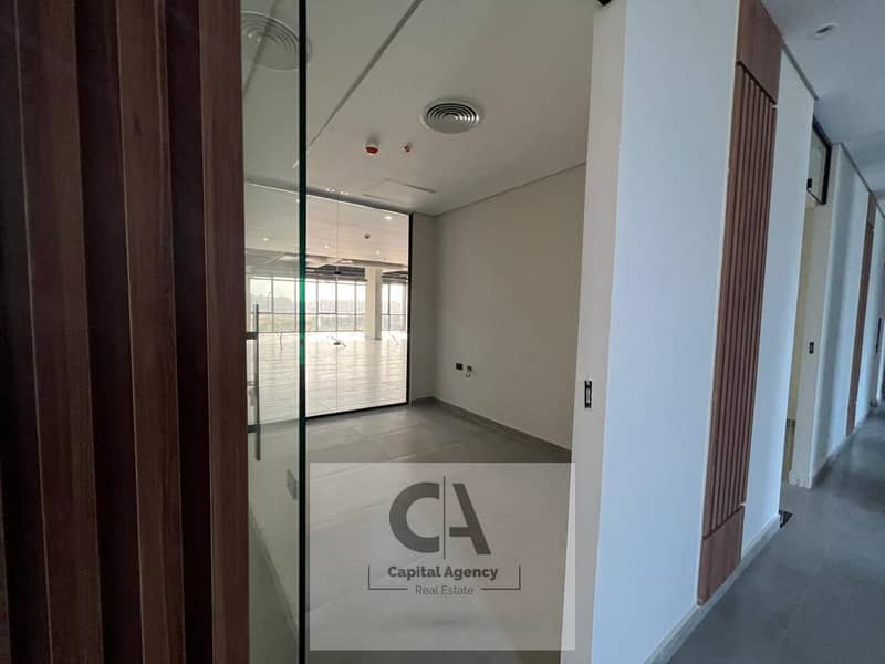 3 809a6df7-ab63-47bf-96a3-210cb78d25ff. jpg