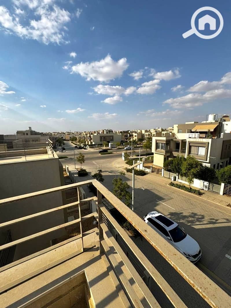 3 fc3a8b3e-e9cf-47cc-a964-ae299ef24382. jpeg