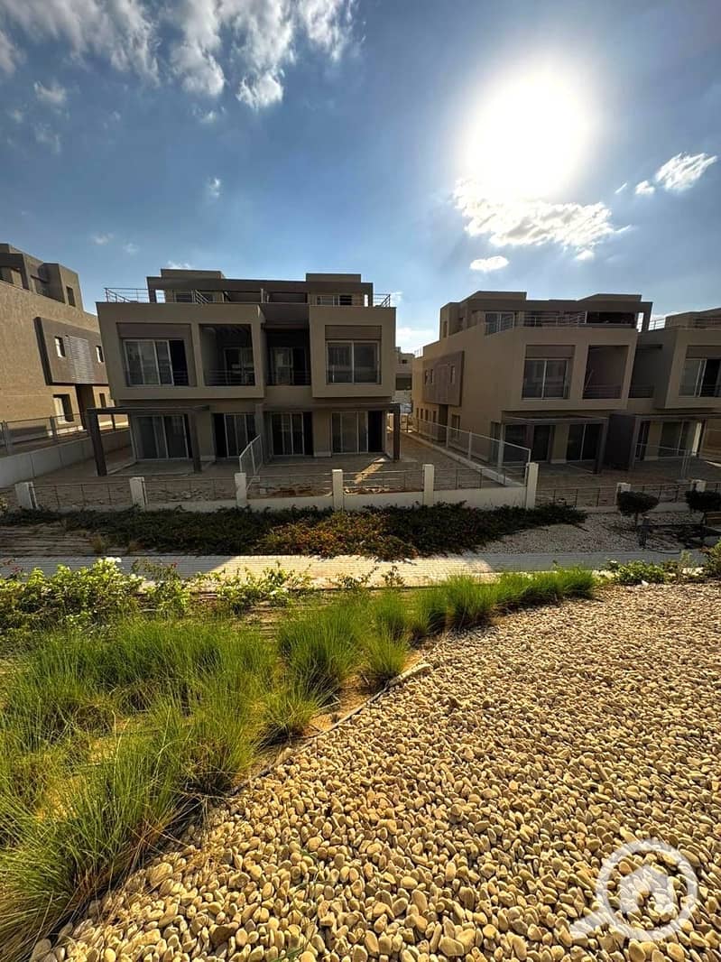 6 c0804532-abb2-4173-b74e-b1b5be7ecf3a. jpeg