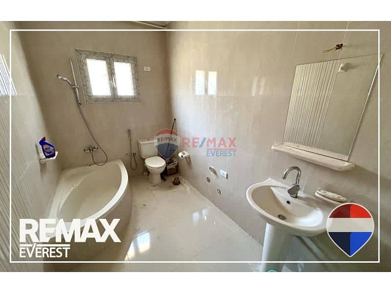 9 153279b0-7c39-492c-a3b2-58eaf64d4249. jfif. jpg