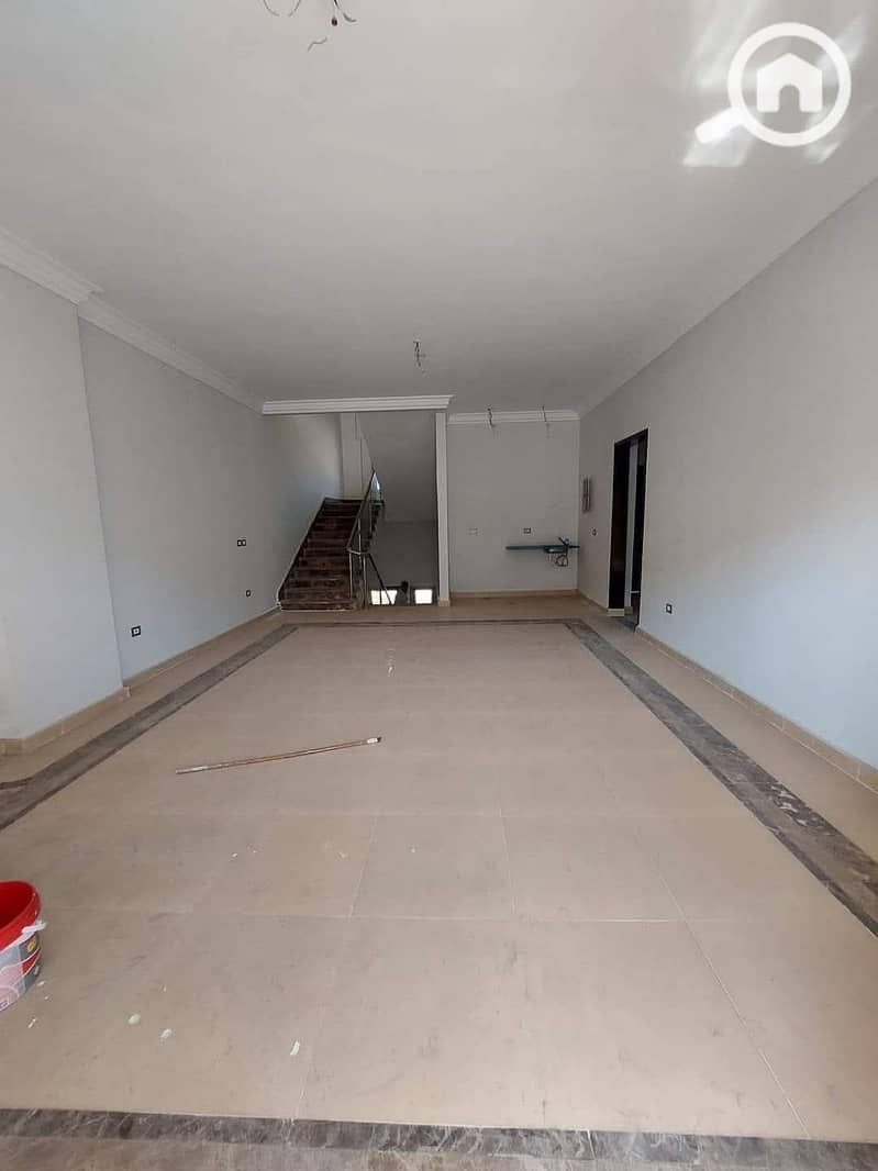 8 781013dd-b413-4e93-8ea8-240d753c4267. jpg