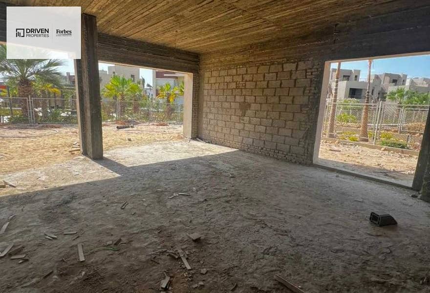 2 c6178c6a-e47a-44a0-a6cb-956f3a53b8d4. jpg