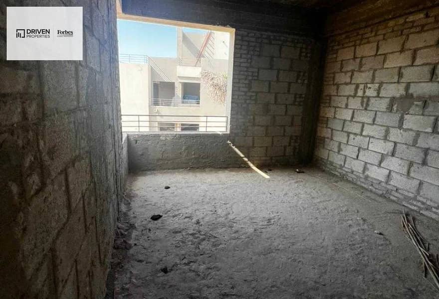 5 a0d0667b-f282-4d08-9b3d-048f571110d8. jpg