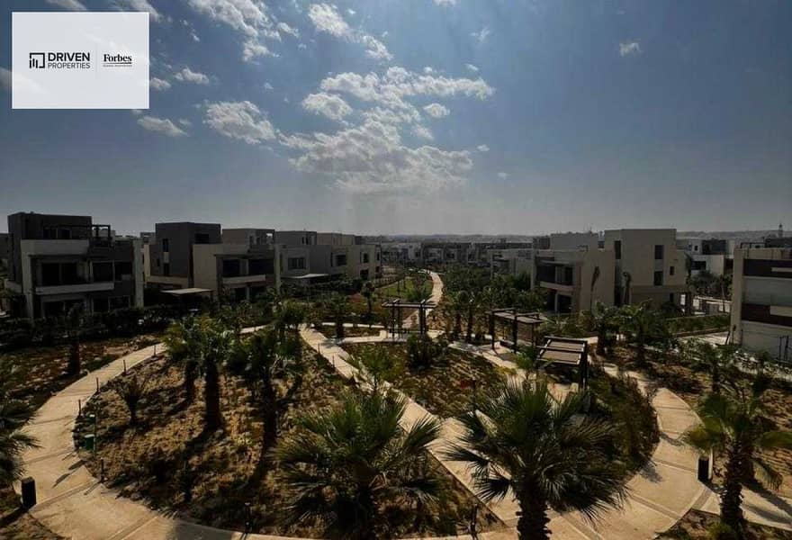 8 e9fb3a2e-175b-4b75-82d7-39f92ed3e820. jpg