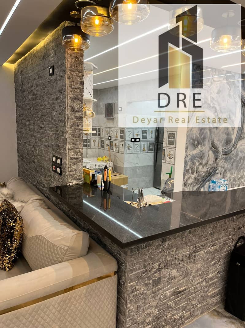 7 7c8c688f-fa84-45c3-8b80-36d99ef487fb. jpg