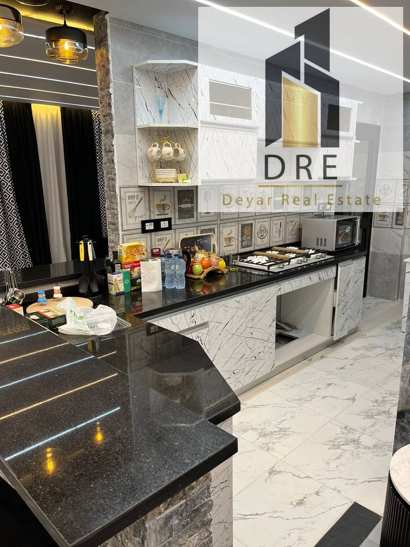 14 235c6bfe-bcd3-47c5-b443-8bdda33a0787. jpg