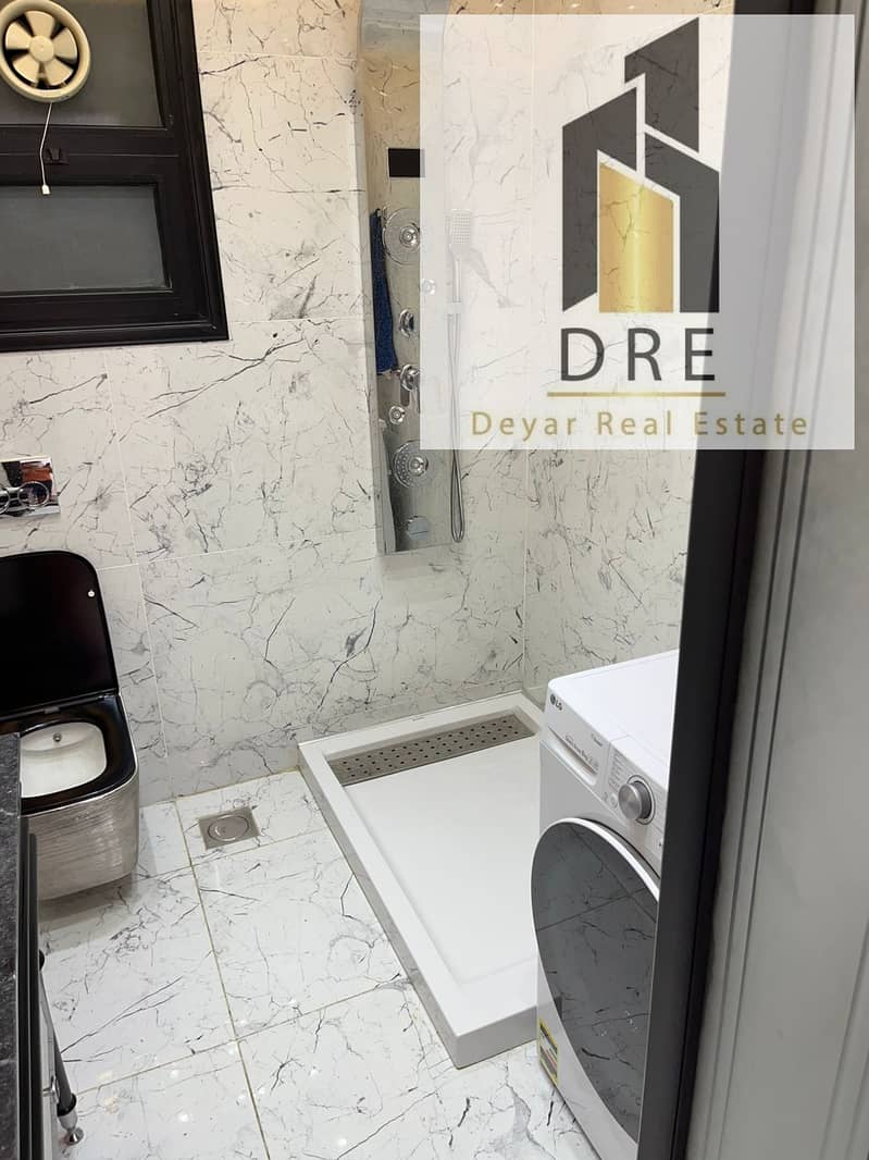 21 eec8106b-7257-4fa1-a4a1-87028d97fb57. jpg