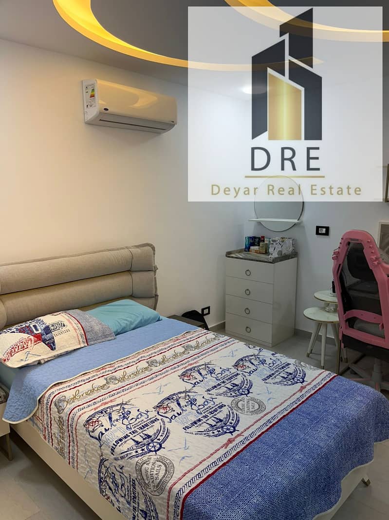 22 f056ed05-7e72-471b-8dc2-e76fcb3e12f2. jpg