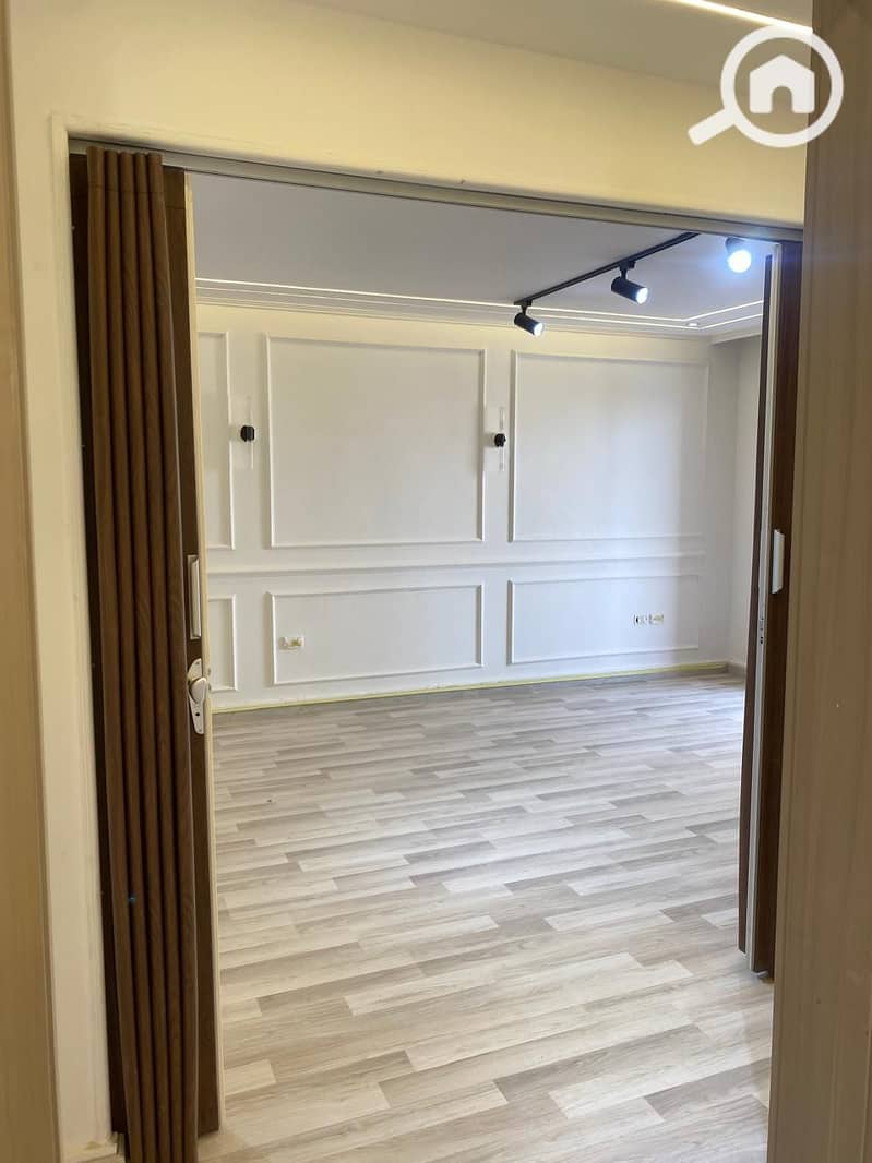 4 1b4cb286-f224-4f1c-b6af-41483a866359. jpg