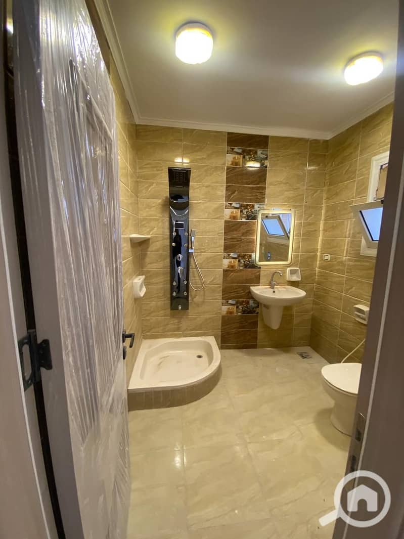 7 79f66e05-9b0e-4018-a7f6-4dc0aa6f7d18. jpg