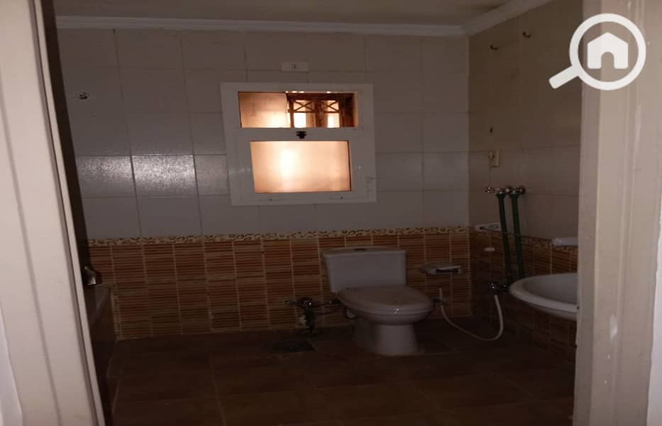 12 86abc4b4-4193-4a9e-aa5a-6baef090fb4e. jpg