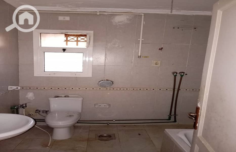 13 e1a5d491-e9f3-4c1a-8ed8-db72fb6d3e82. jpg